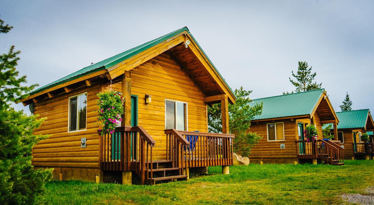 River Lodge Island Park Exterior photo