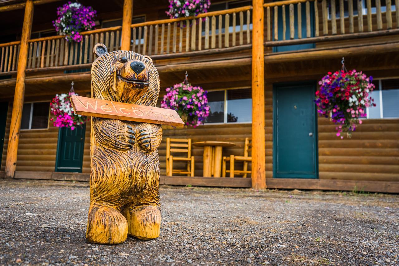 River Lodge Island Park Exterior photo
